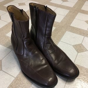 Brown Leather Zip Up Boot